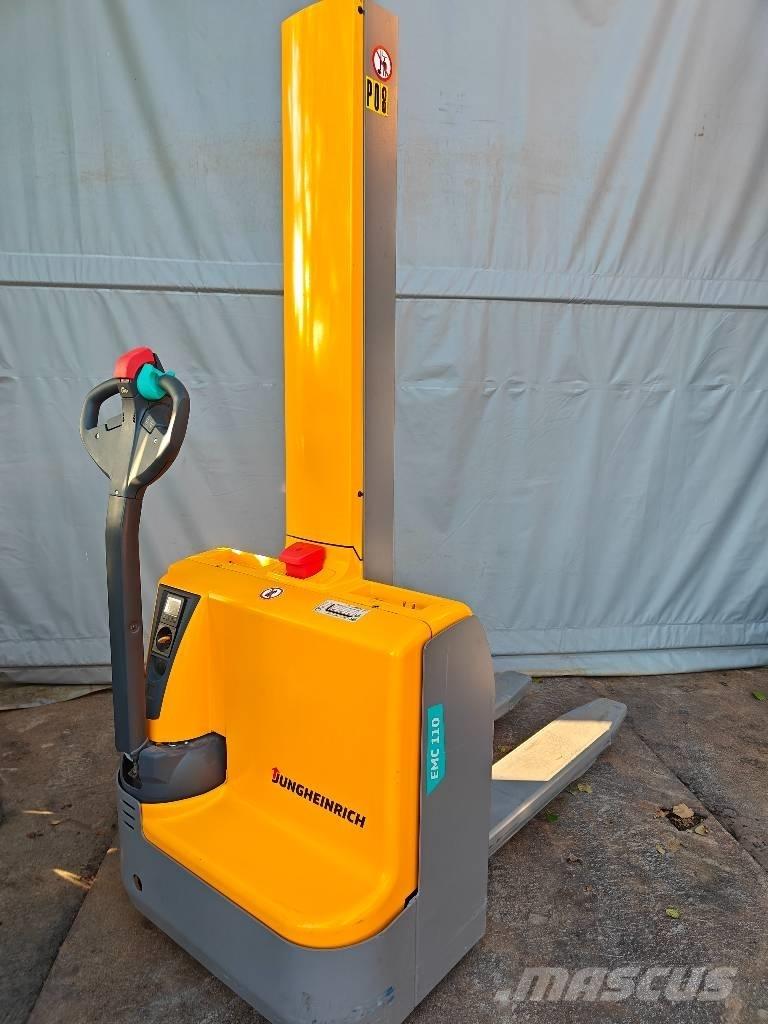 Jungheinrich EMC 110 Gyalogkíséretű targonca