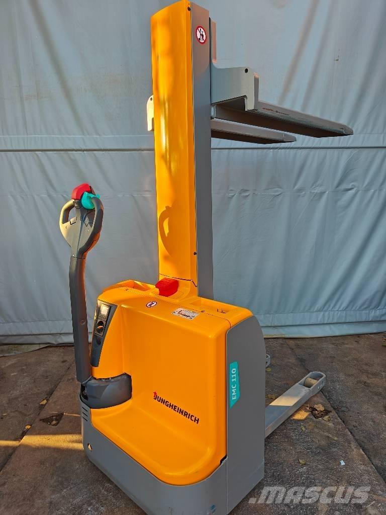 Jungheinrich EMC 110 Gyalogkíséretű targonca