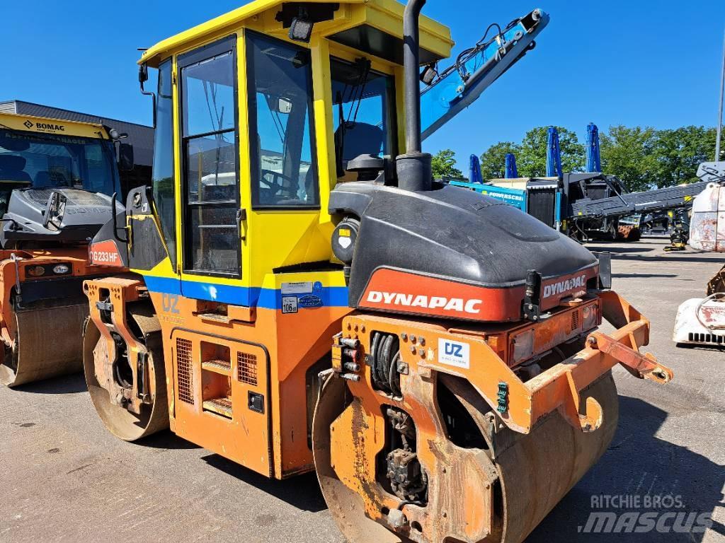 Dynapac CG233HF Ikerdobos hengerek