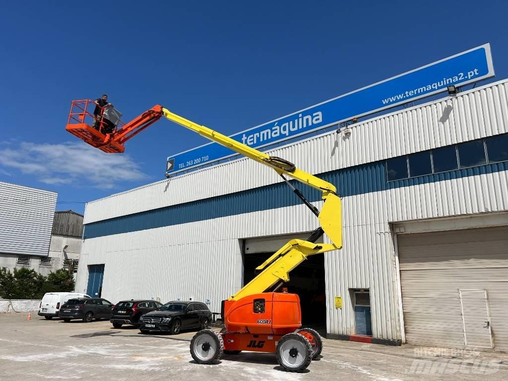 JLG 600 AJ Karos emelők