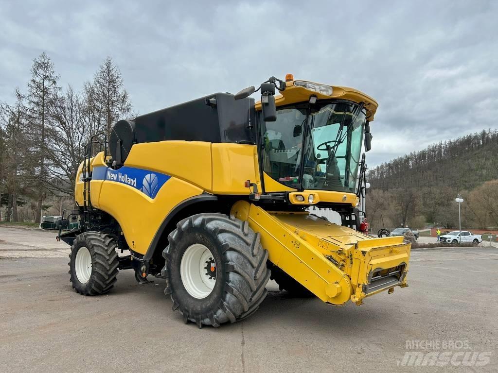 New Holland CX 8080 Kombájnok
