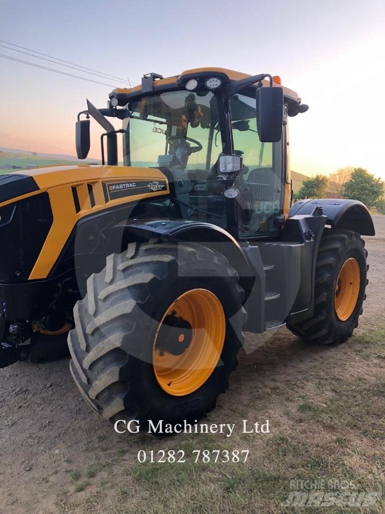 JCB Fastrac 4220 Traktorok