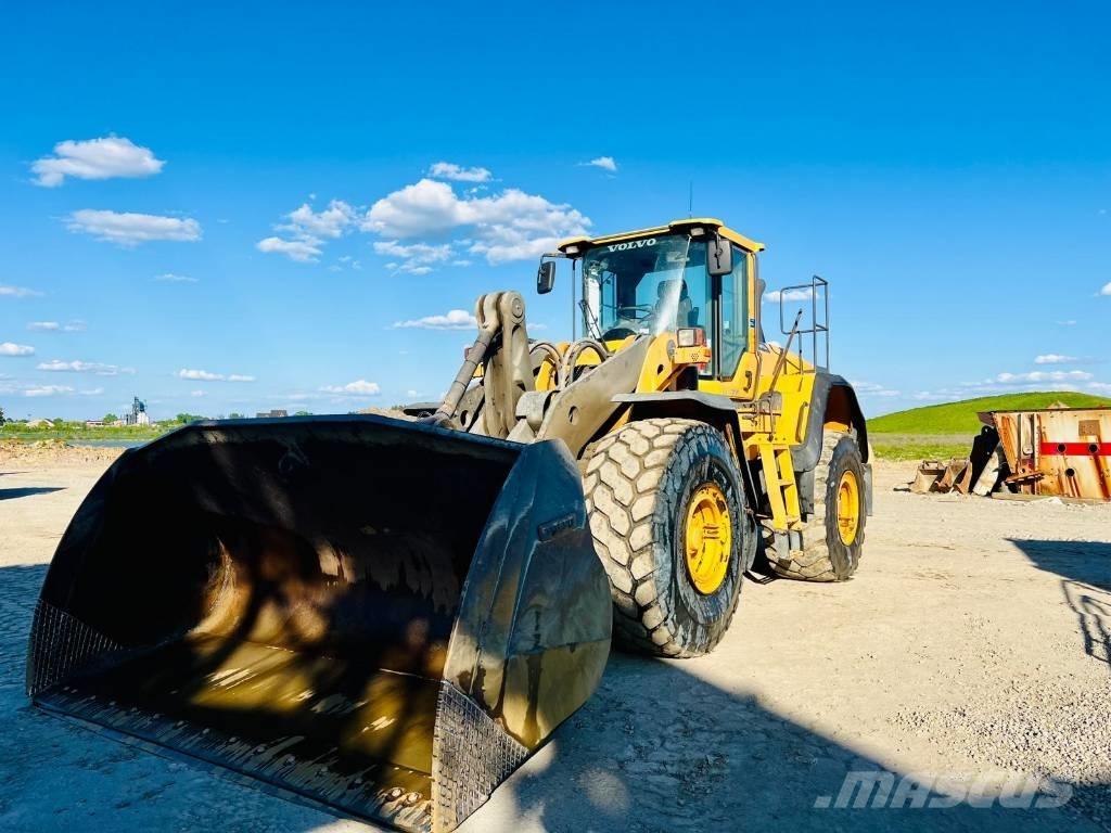 Volvo L 220 H Gumikerekes homlokrakodók
