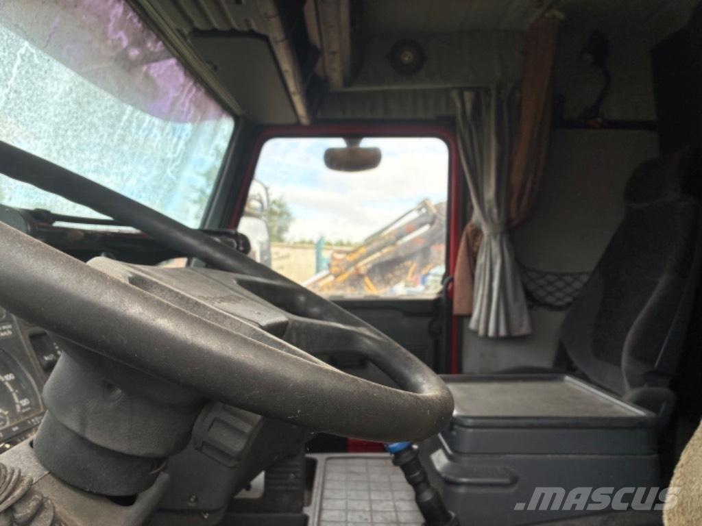 Scania R 143E Nyergesvontatók