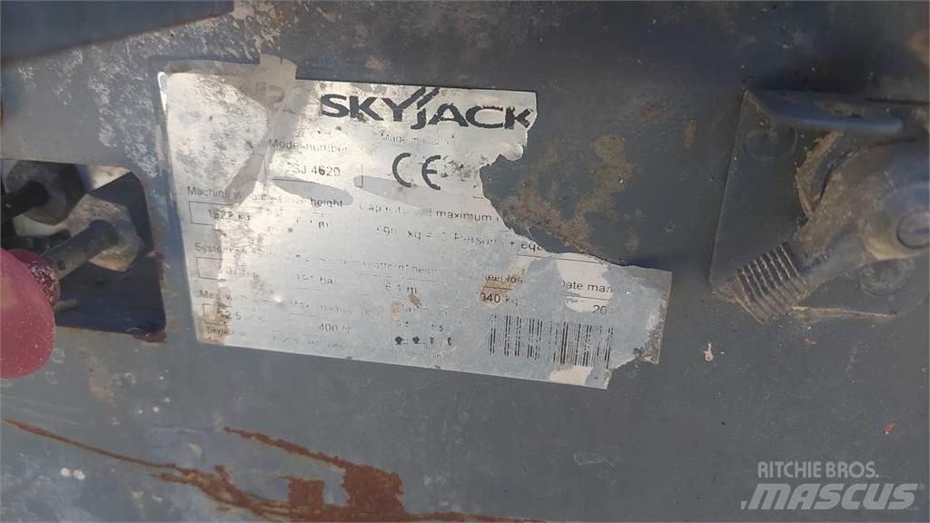 SkyJack SJIII4620 Ollós emelők