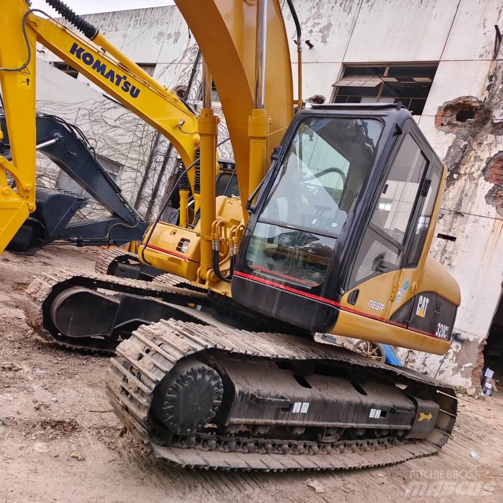 CAT 320 C L Lánctalpas kotrók