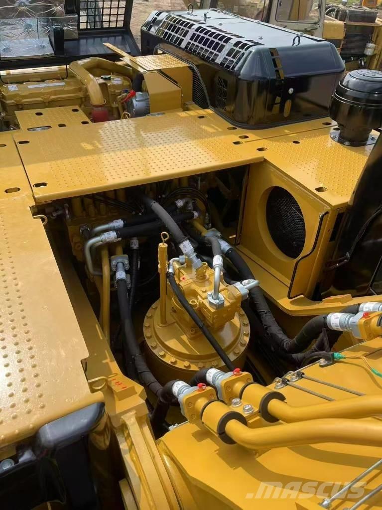 CAT 336D2 Lánctalpas kotrók