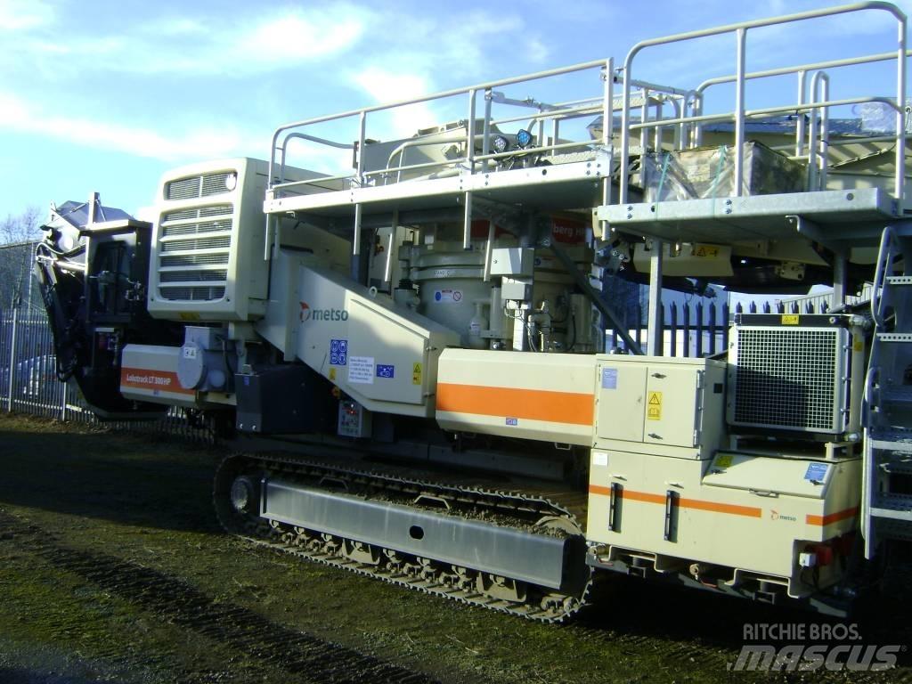Metso LT 300 HP Mobil törőgépek