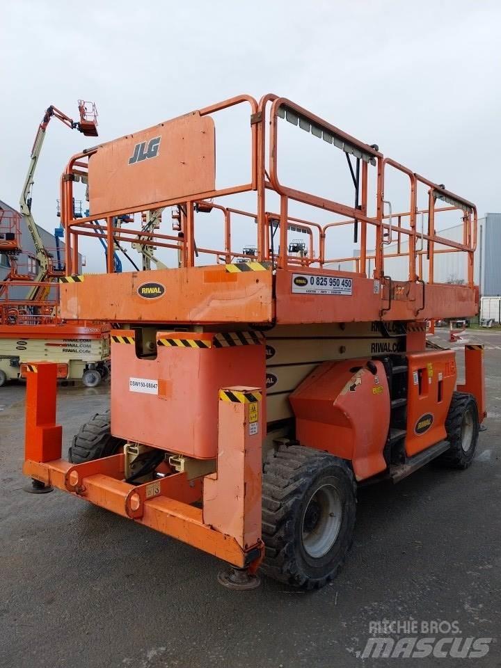 JLG 4394RT Ollós emelők