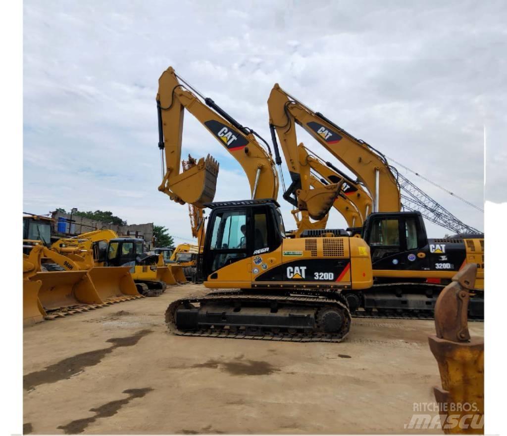 CAT 320D Lánctalpas kotrók