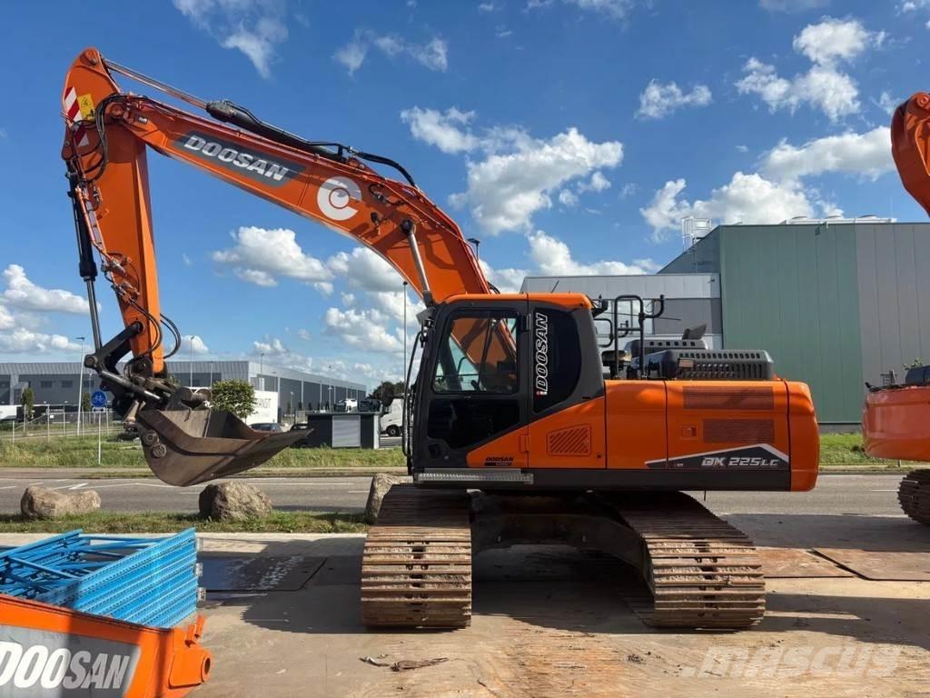 Doosan DX225LC-7 Lánctalpas kotrók