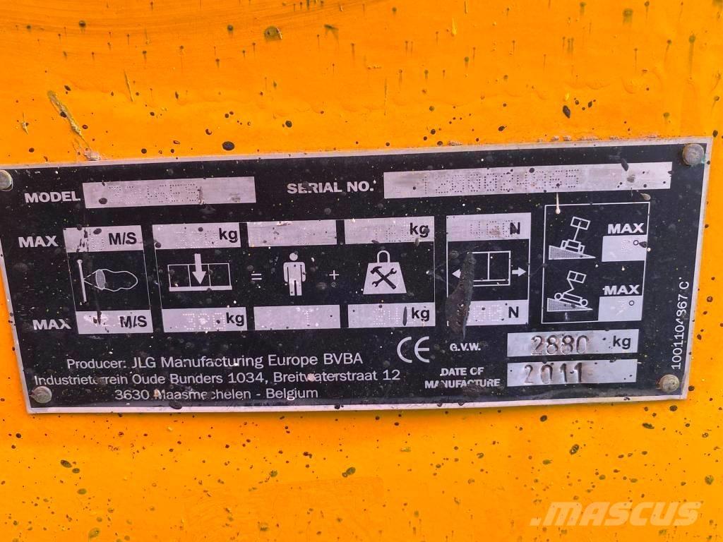 JLG 3246 ES Ollós emelők