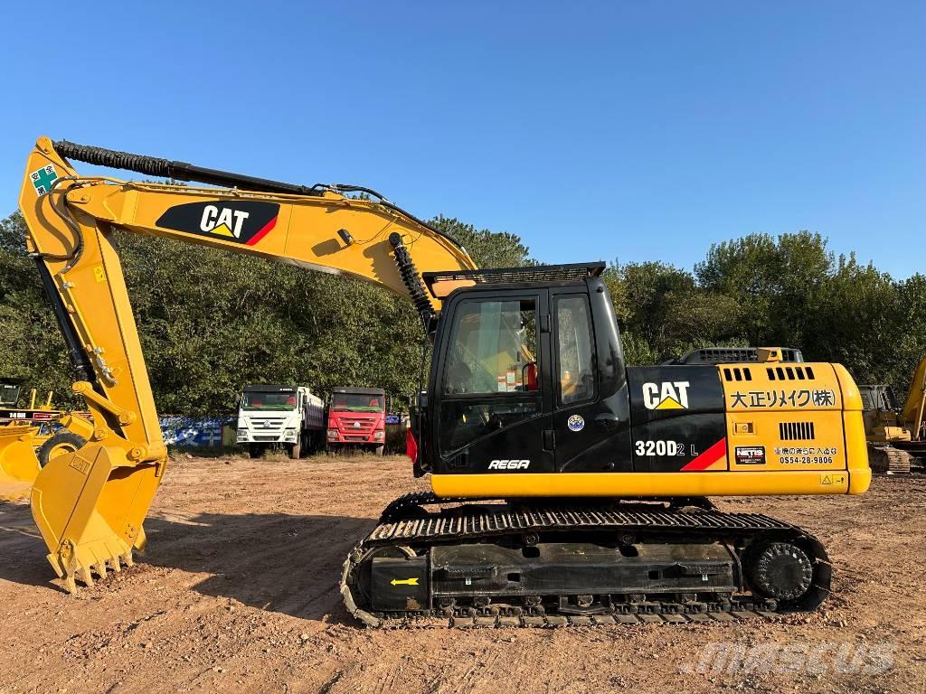 CAT 320 D L Lánctalpas kotrók