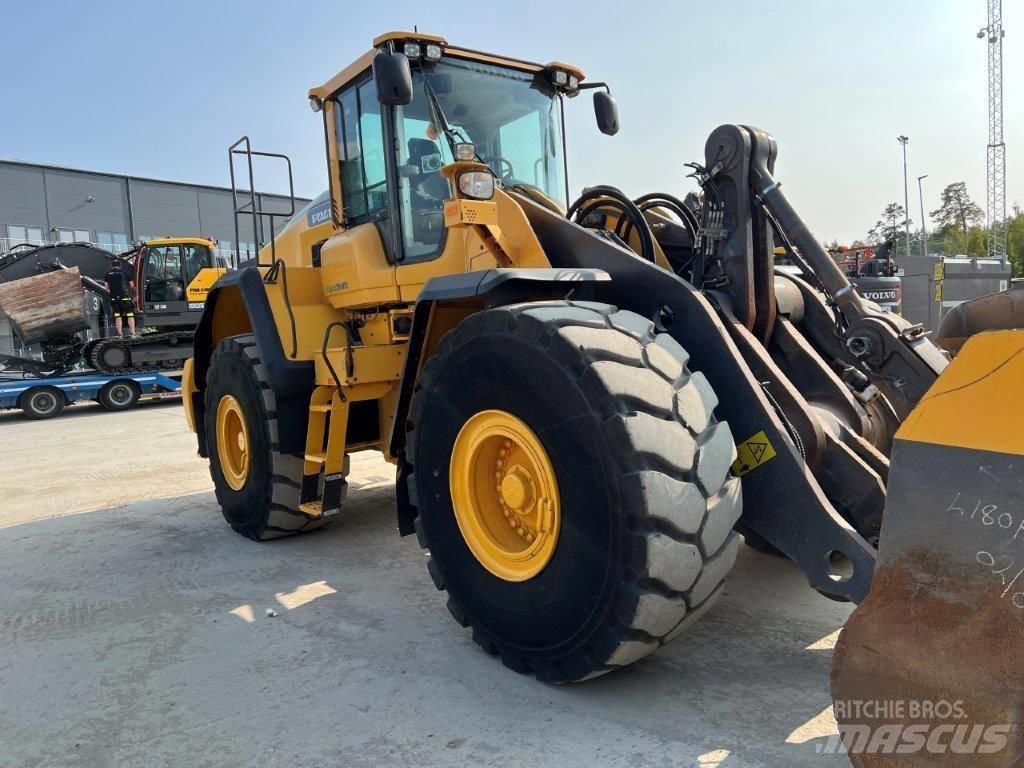 Volvo L180H Gumikerekes homlokrakodók