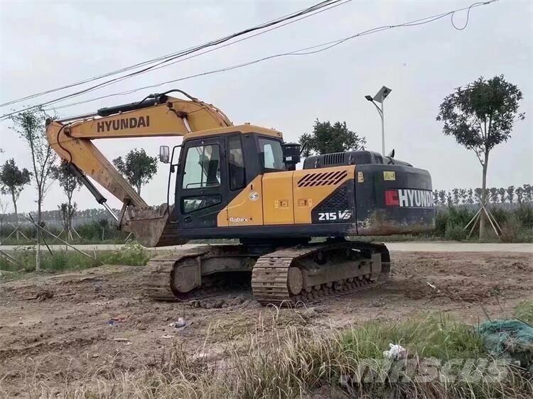 Hyundai R215VS Lánctalpas kotrók