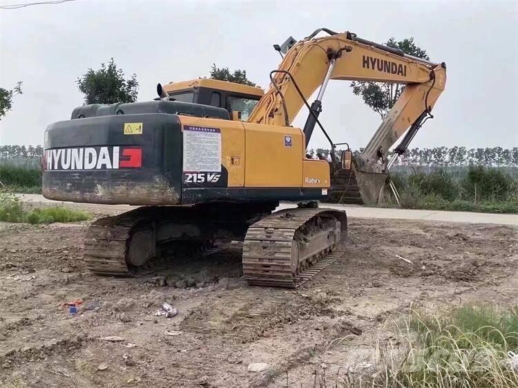 Hyundai R215VS Lánctalpas kotrók