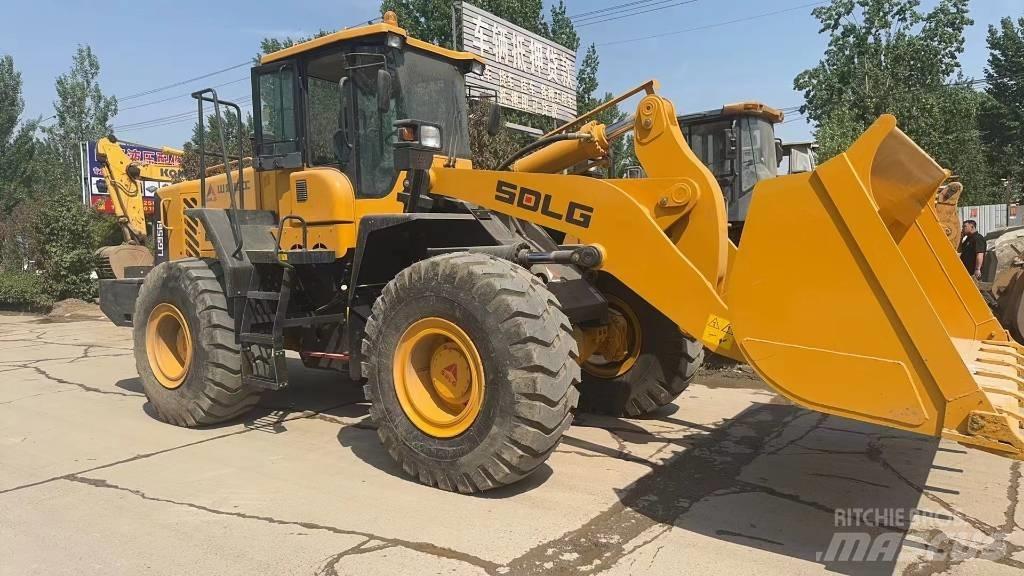 SDLG LG 956 L Gumikerekes homlokrakodók