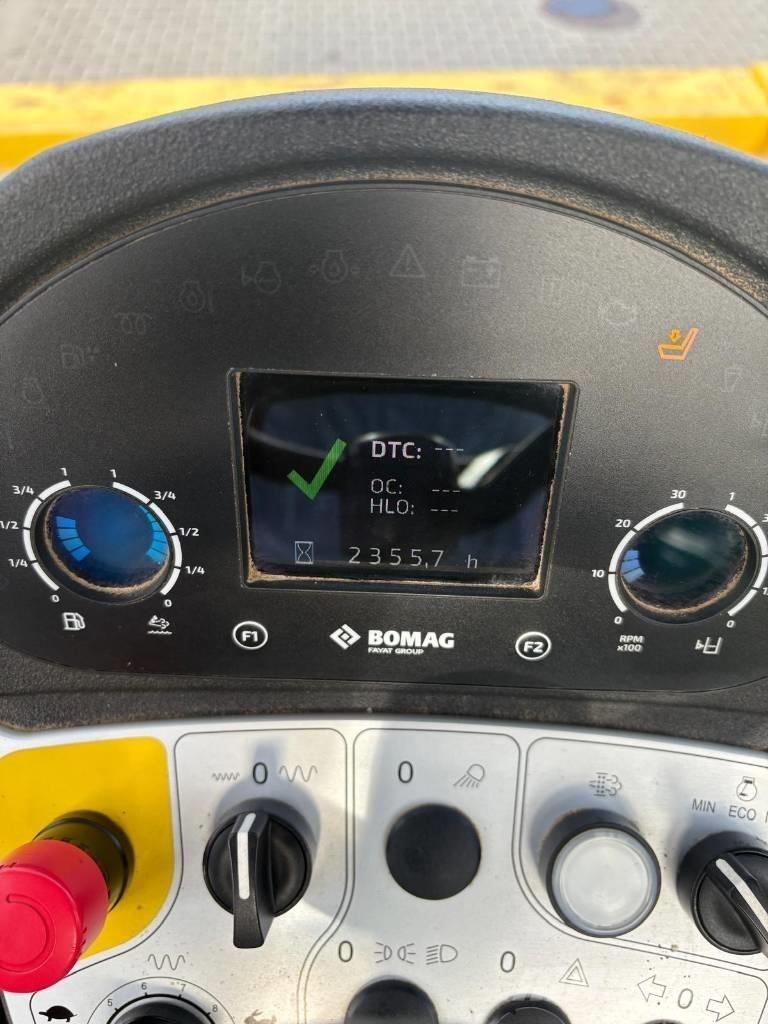 Bomag BW 213 Egydobos hengerek