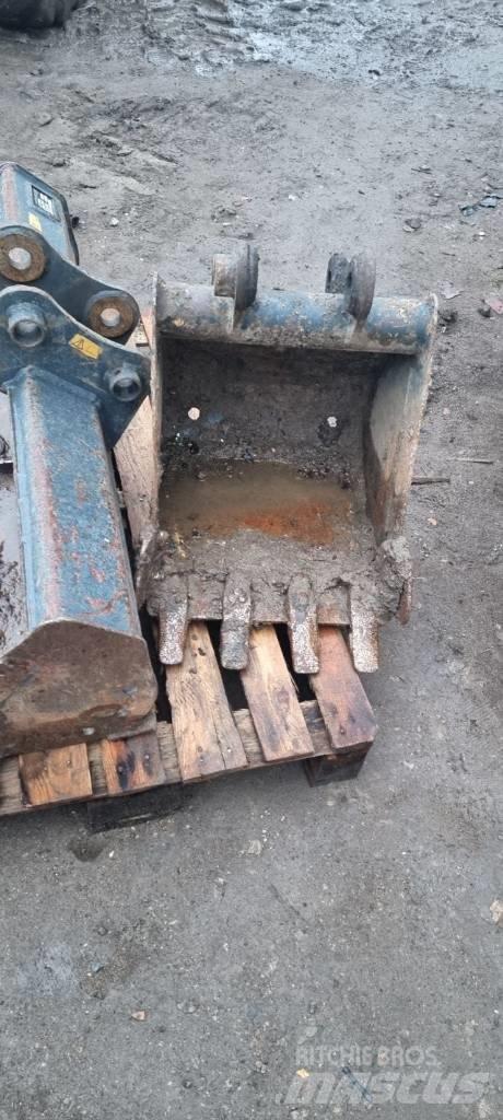 Hyundai R25Z-9AK Mini kotrók < 7t