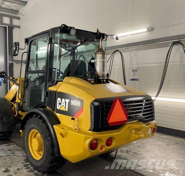 CAT 906 H 2 Gumikerekes homlokrakodók
