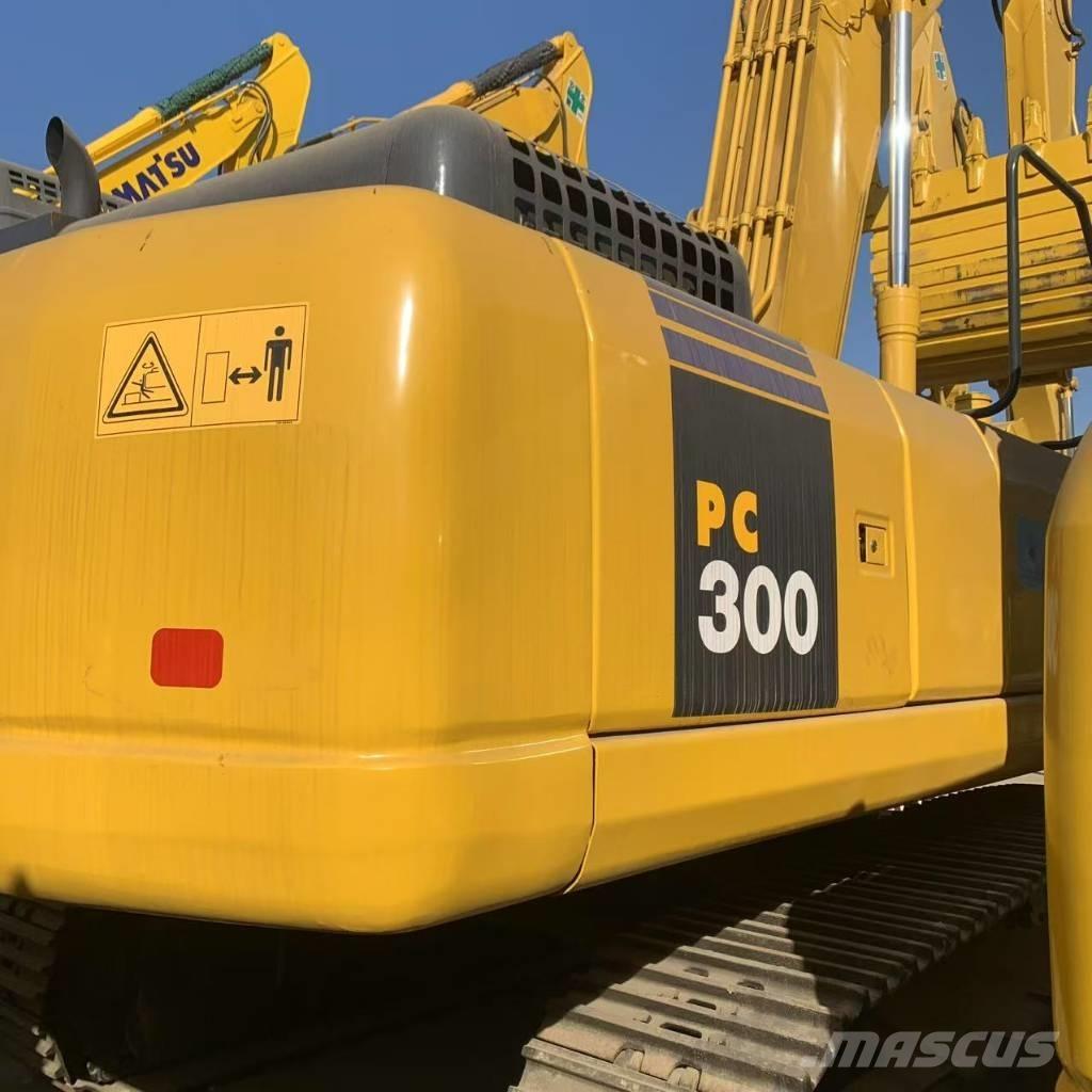 Komatsu PC 300-7 Lánctalpas kotrók