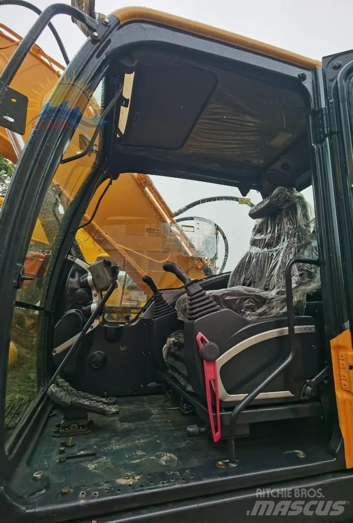 Hyundai R220LC-9S Gumikerekes kotrók