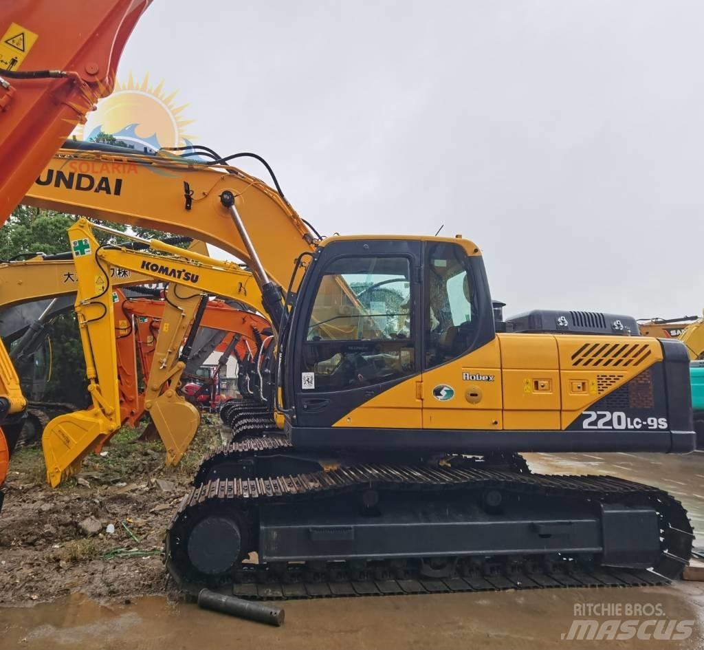 Hyundai R220LC-9S Gumikerekes kotrók