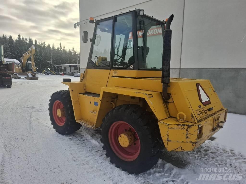 Kramer 612SL Gumikerekes homlokrakodók