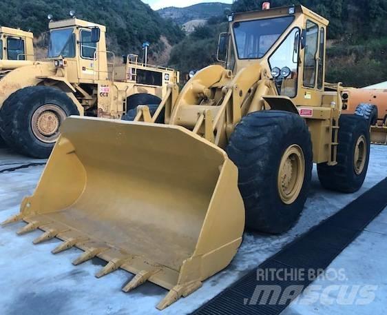 CAT 966 Gumikerekes homlokrakodók