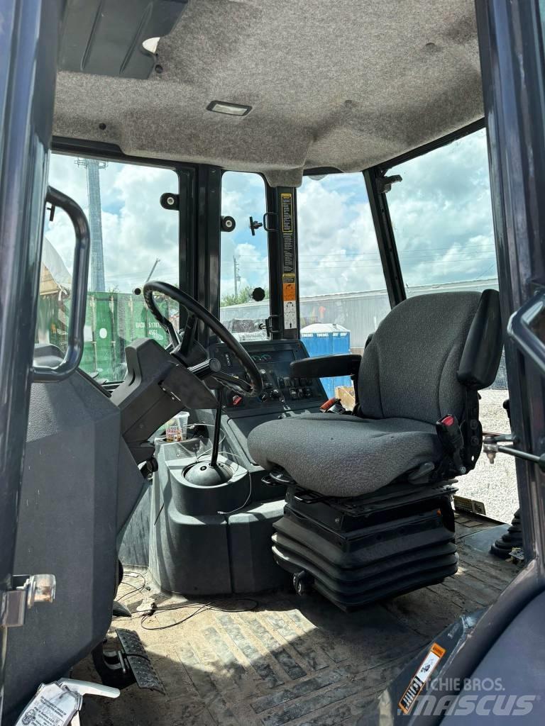 DEERE 310L EP Kotrórakodók
