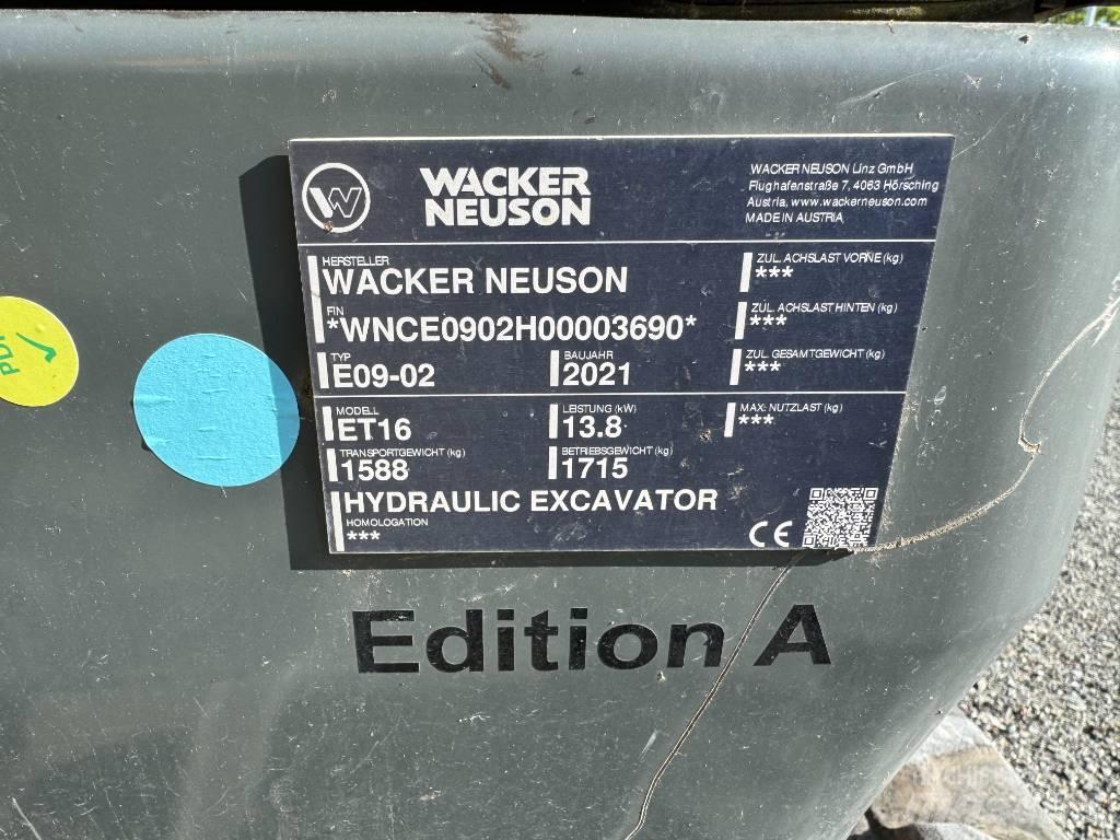 Wacker Neuson ET16 Lánctalpas kotrók