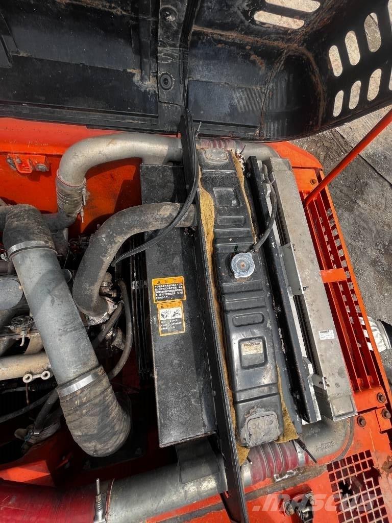 Doosan DH 225 LC-7 Lánctalpas kotrók