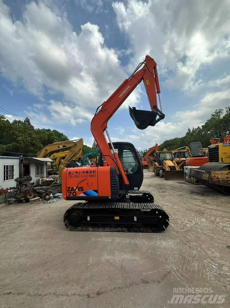 Hitachi ZX 70 Lánctalpas kotrók