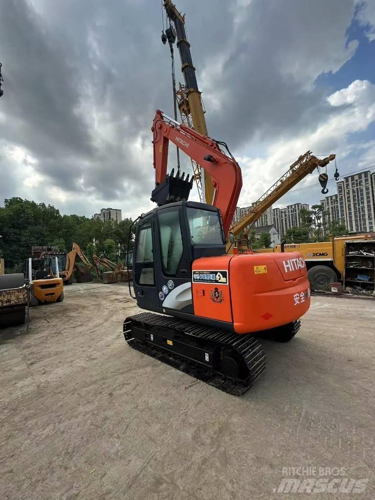 Hitachi ZX 70 Lánctalpas kotrók