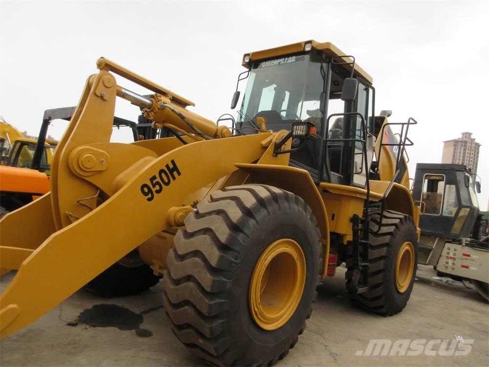 CAT 950 H Gumikerekes homlokrakodók