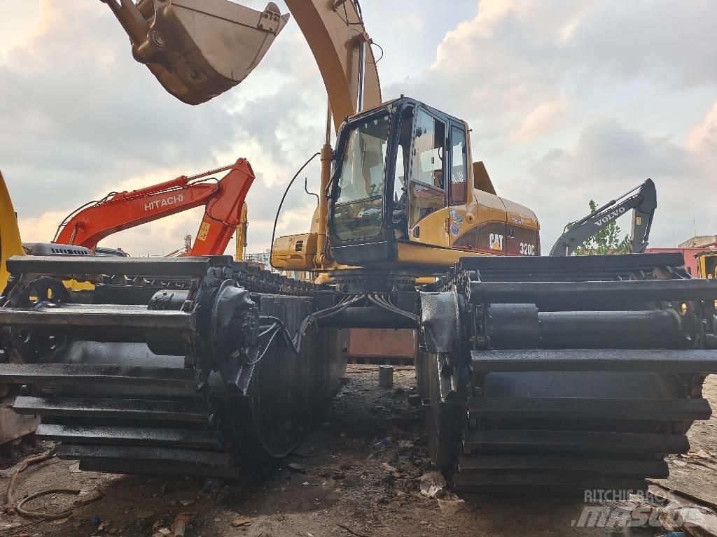 CAT 320 C Lánctalpas kotrók