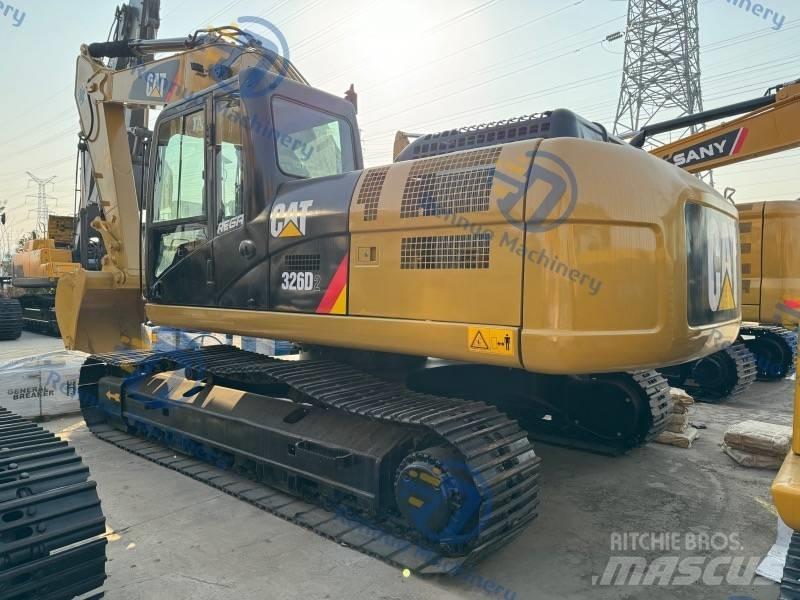 CAT 326D2 Lánctalpas kotrók