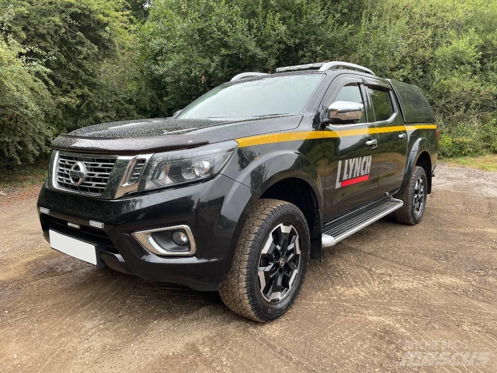 Nissan Navara Kis teherszállító/Platós kocsi