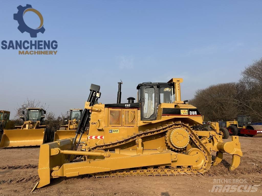 CAT D8R lánctalpas dózerek
