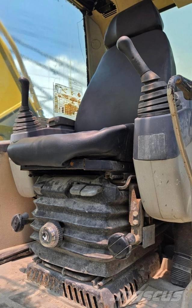 CAT 325 CL Lánctalpas kotrók