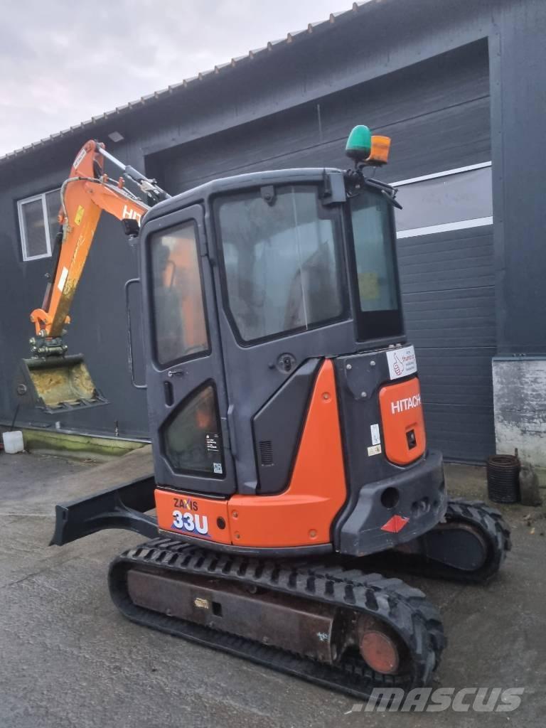 Hitachi 33u Zaxis Mini kotrók < 7t