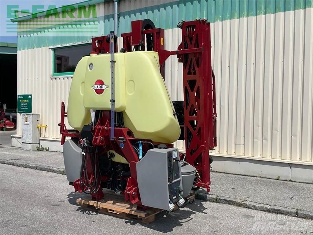 Hardi Mega 1200 Vontatott trágyaszórók