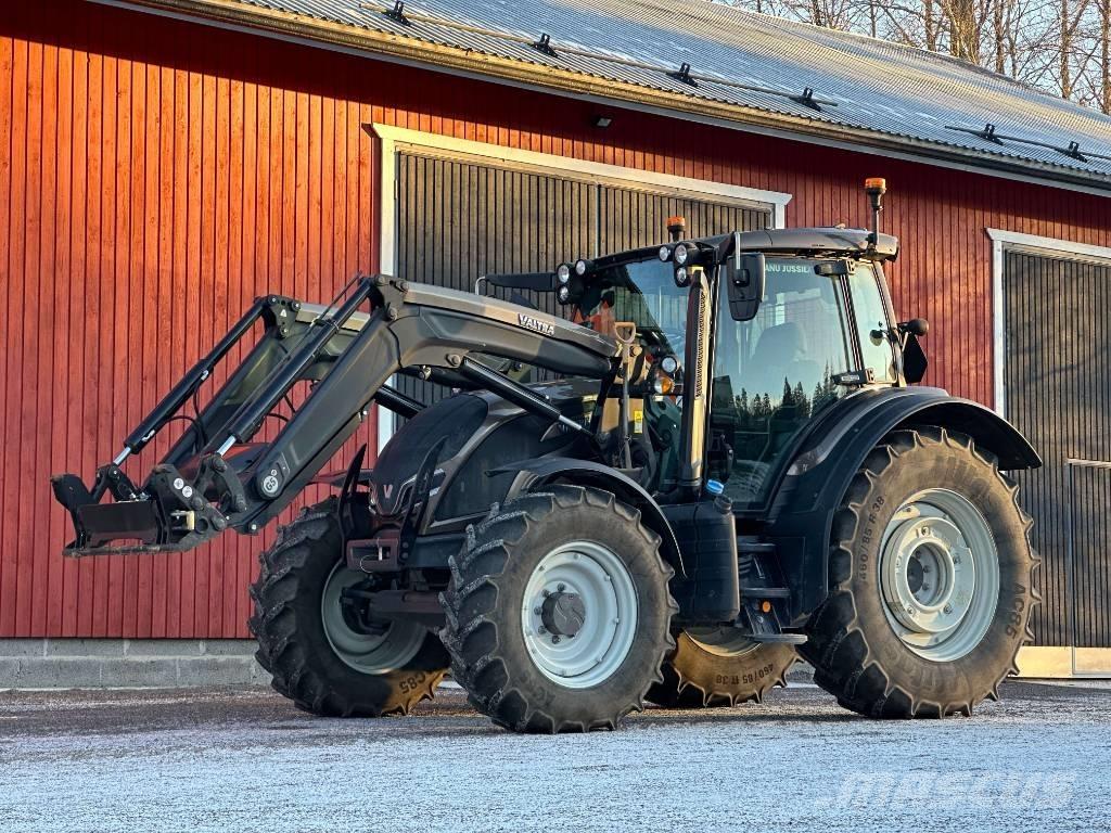 Valtra N 135 Active Traktorok