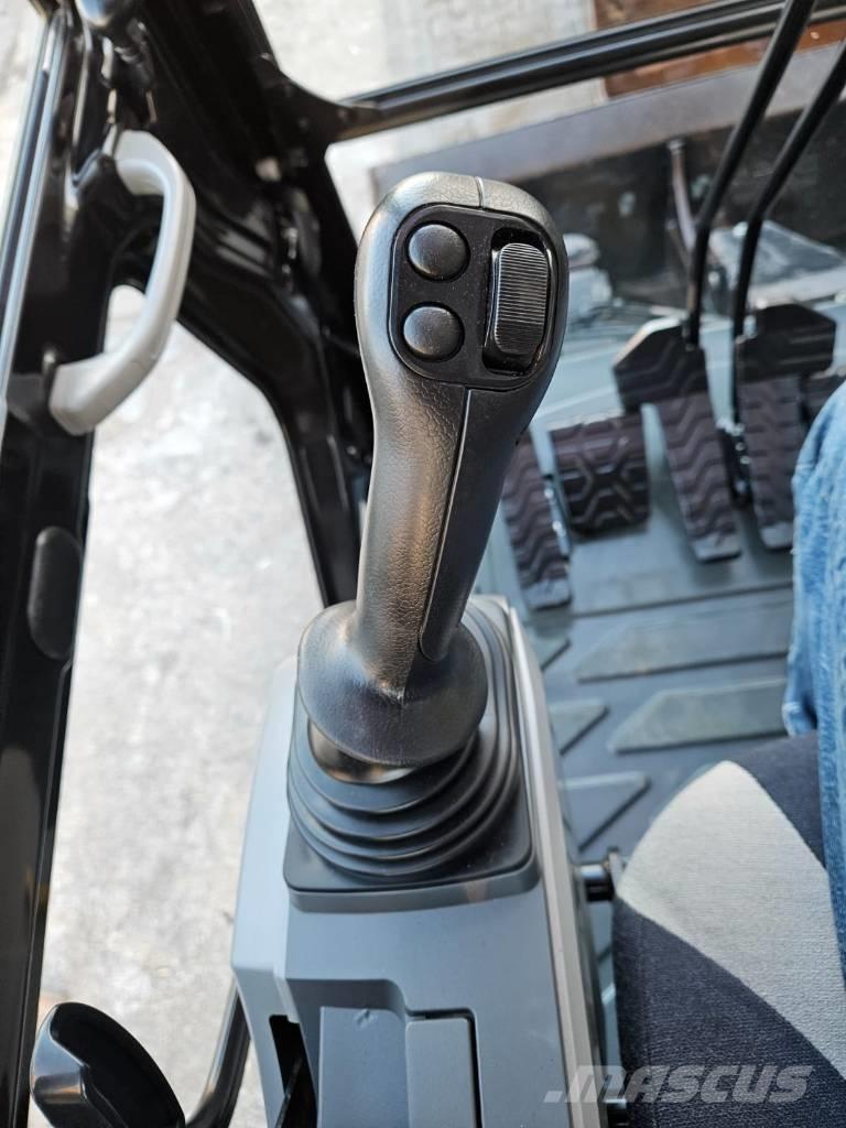 CAT 313 F L Lánctalpas kotrók