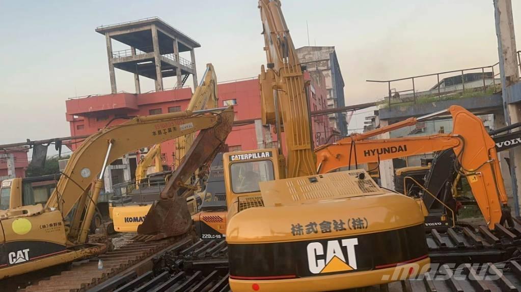 CAT 320 C Kétéltű markolók