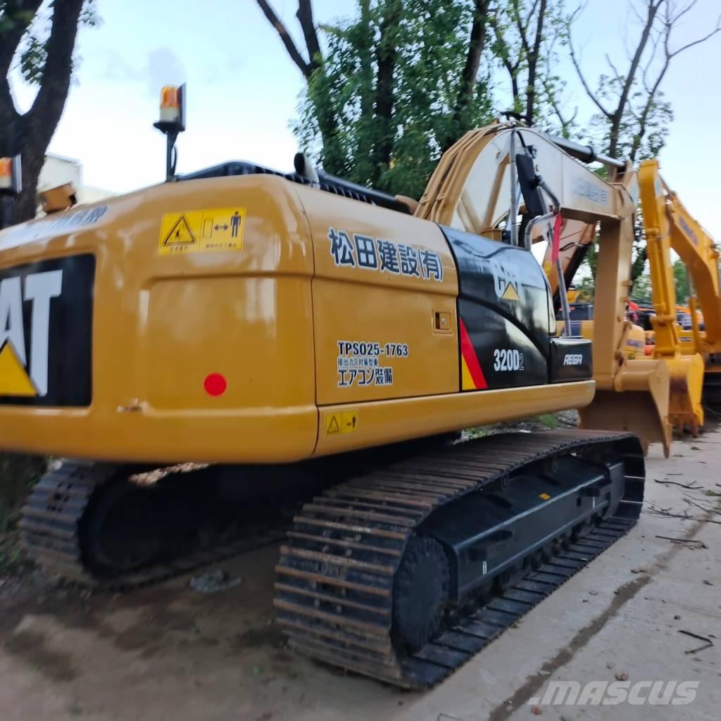 CAT 320 D Lánctalpas kotrók