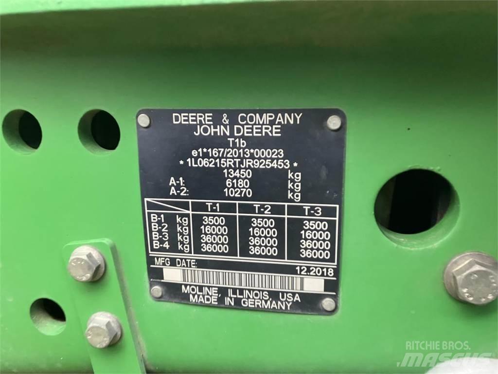 John Deere 6215R Traktorok
