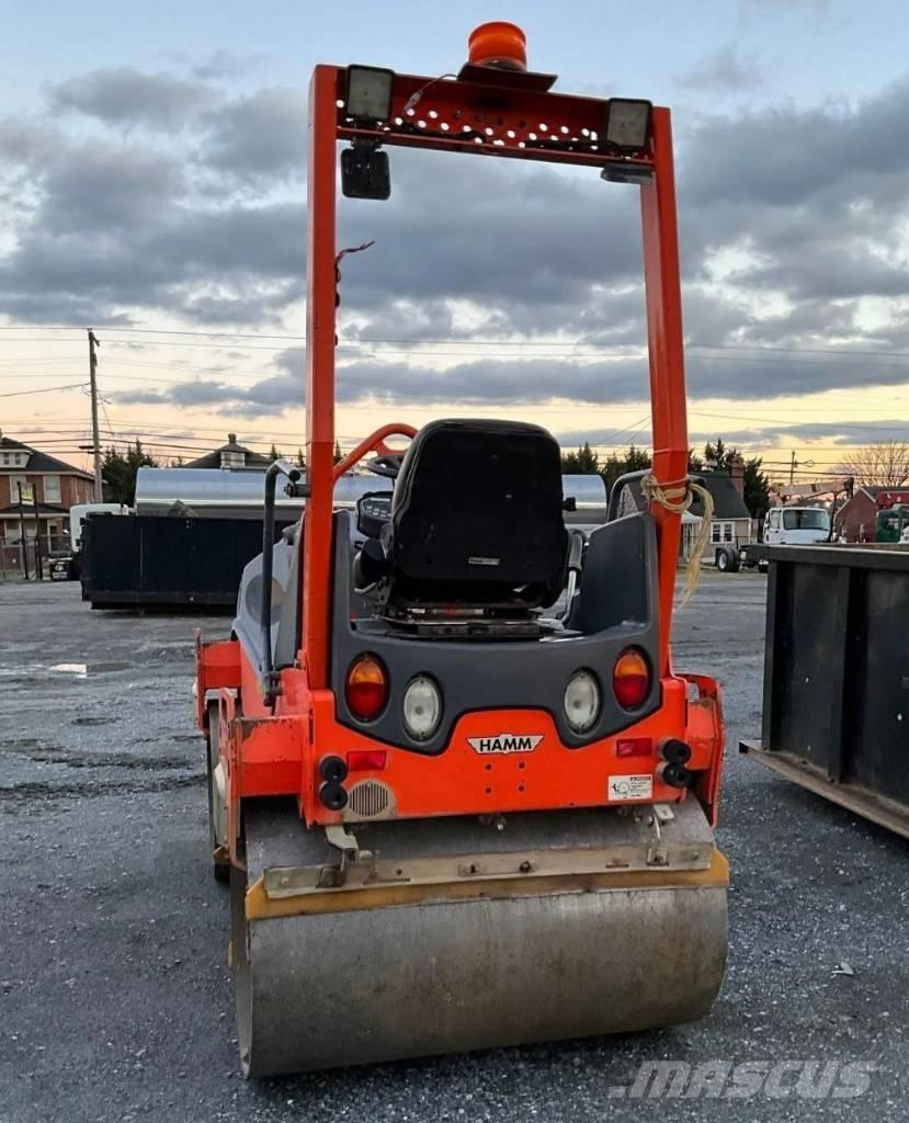 Hamm HD 12 VV Ikerdobos hengerek