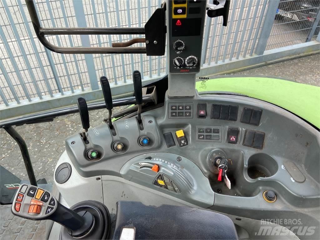 CLAAS Arion 440 Traktorok