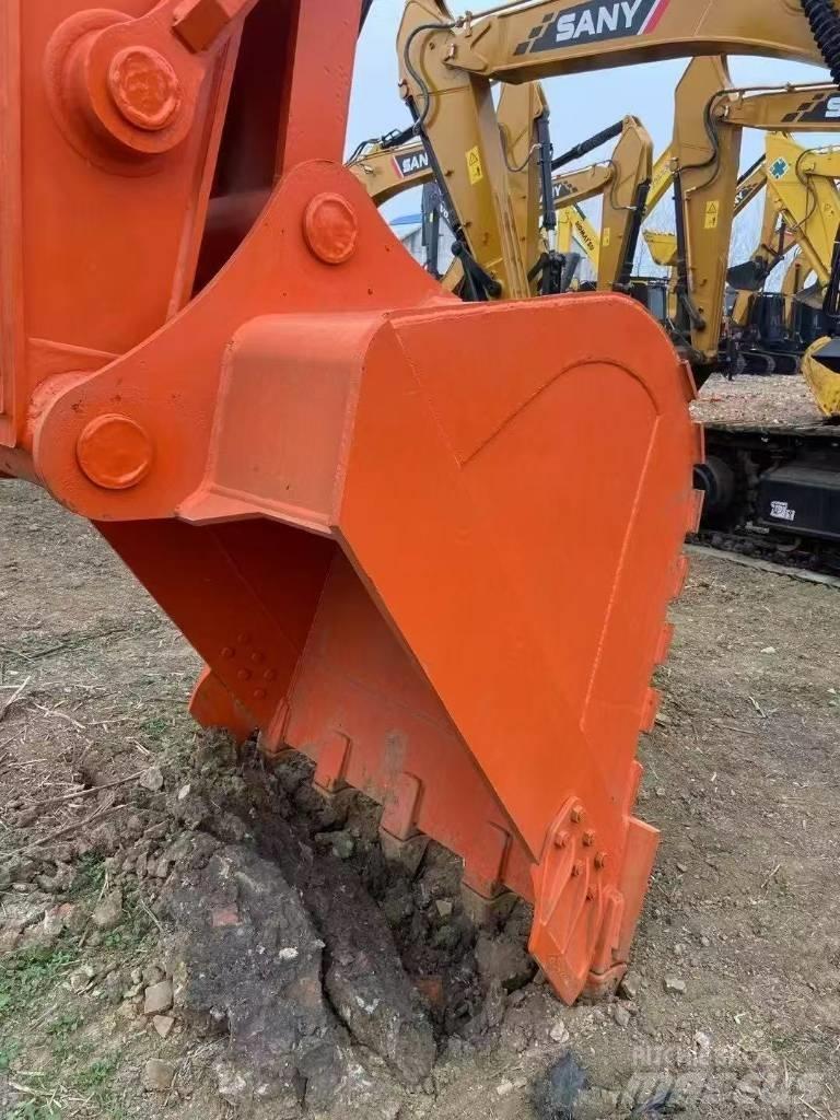 Hitachi 360 Lánctalpas kotrók